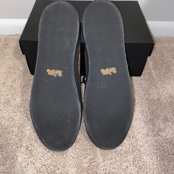 COACH LOW TOP SNEAKER - Picture 3 of 11